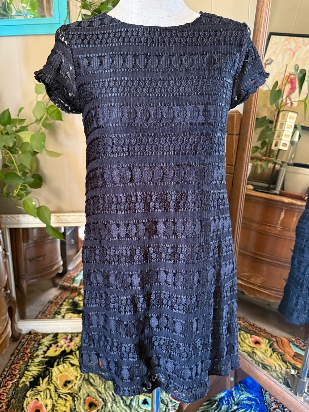 Moral Fiber Black Crochet Lace Shift Dress Size L Short Sleeve Boho Goth